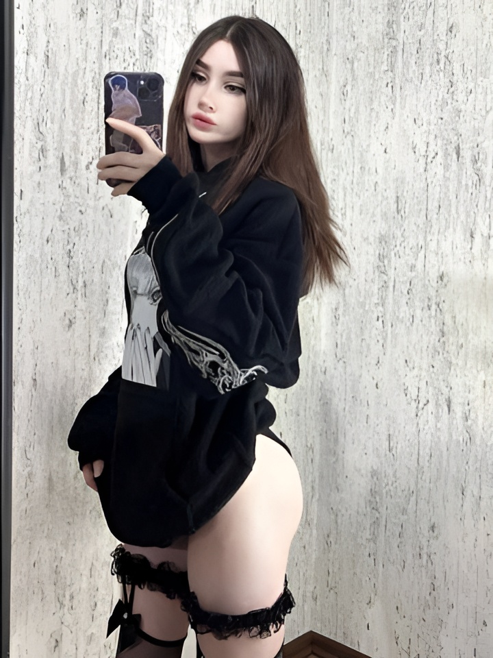 Карина привлекальеная девушка из Горок ленинских цена от 10000 руб