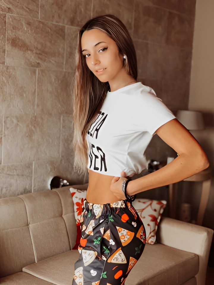 Катюша привлекальеная девушка из Горок ленинских цена от 10000 руб