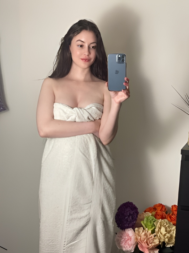 Ната привлекальеная девушка из Горок ленинских цена от 1500 руб