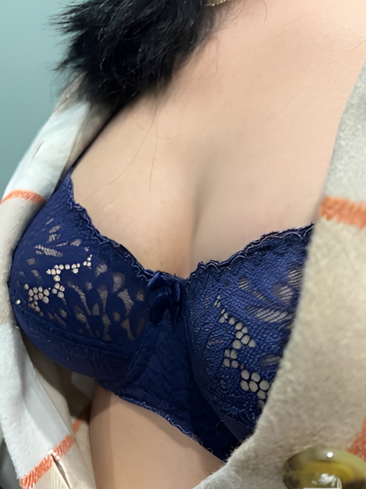 Софи привлекальеная девушка из Горок ленинских цена от 3000 руб