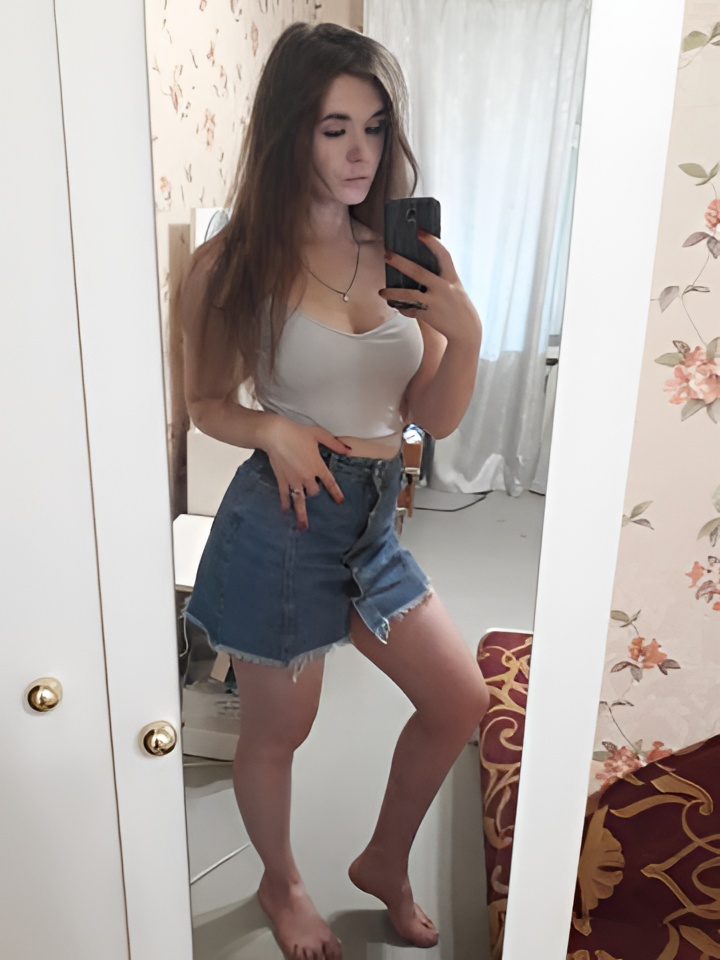 Викуся привлекальеная девушка из Горок ленинских цена от 3000 руб