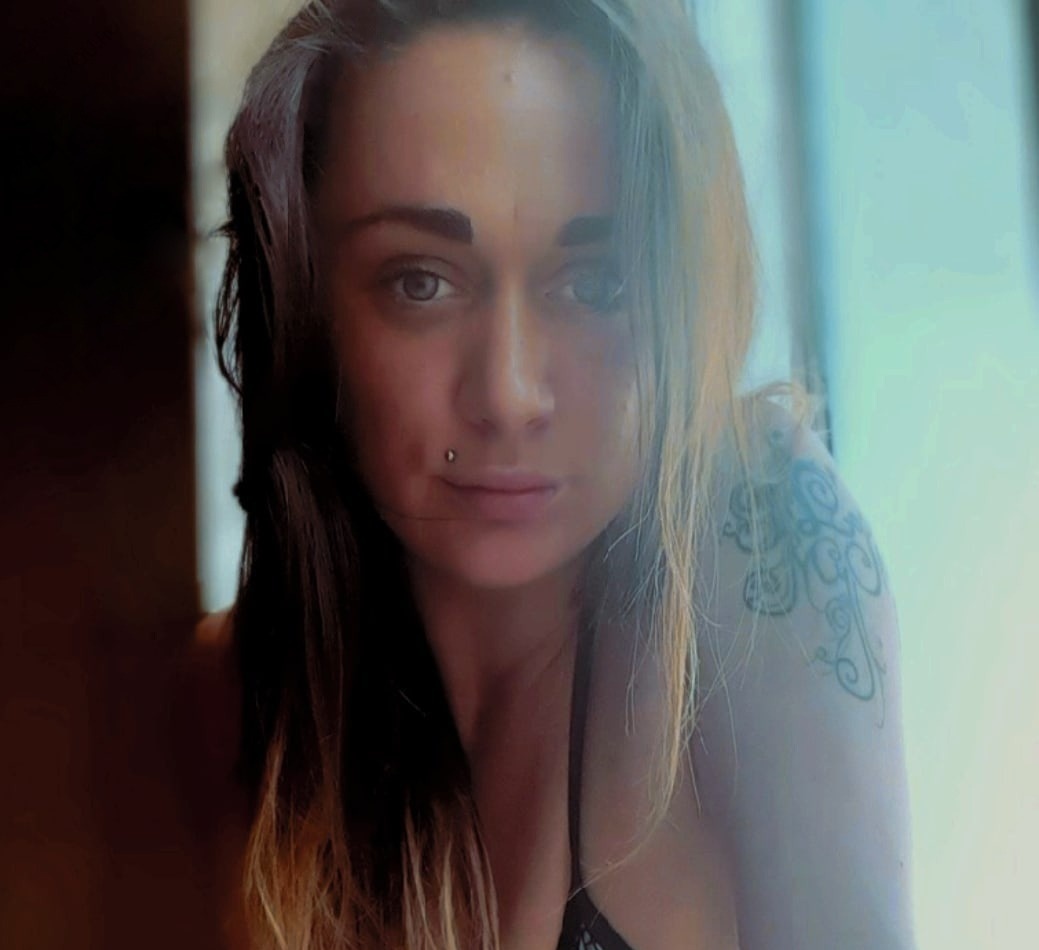 Светлана привлекальеная девушка из Горок ленинских цена от 3000 руб