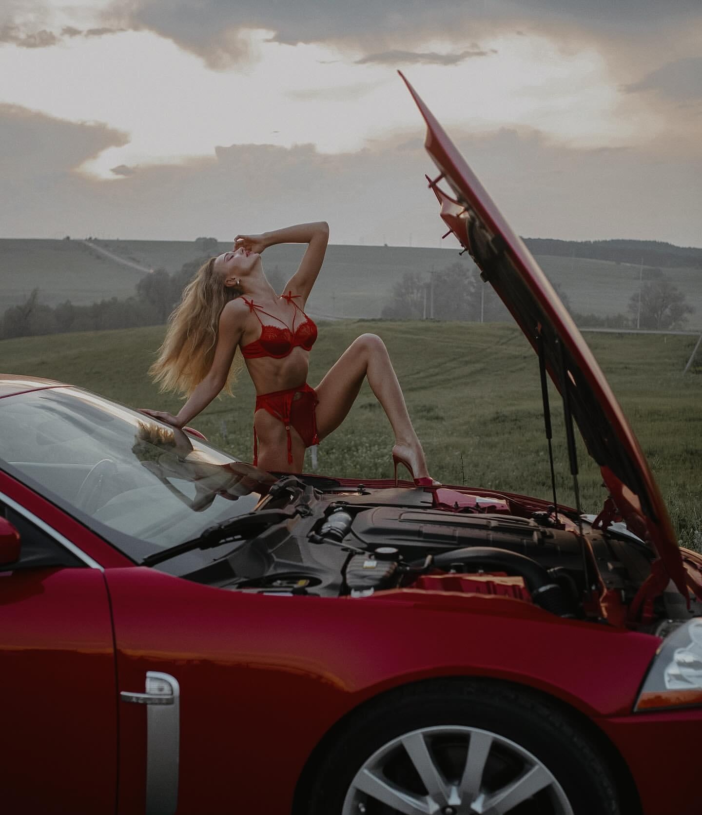 Надежда привлекальеная девушка из Горок ленинских цена от 10000 руб