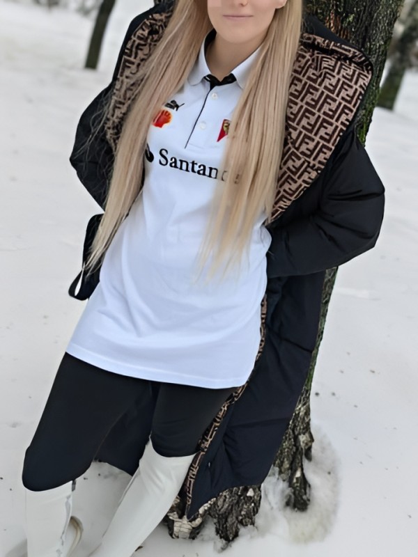 Индира привлекательная девушка из Горок ленинских цена от 5000 руб