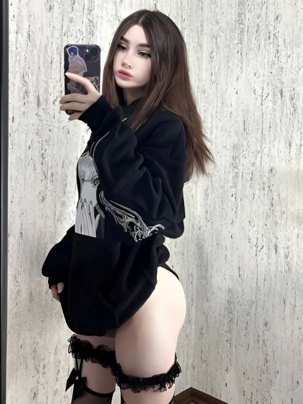 Карина привлекательная девушка из Горок ленинских цена от 10000 руб