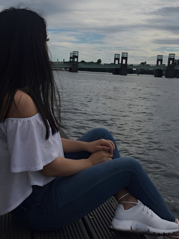 Марта привлекательная девушка из Горок ленинских цена от 2500 руб