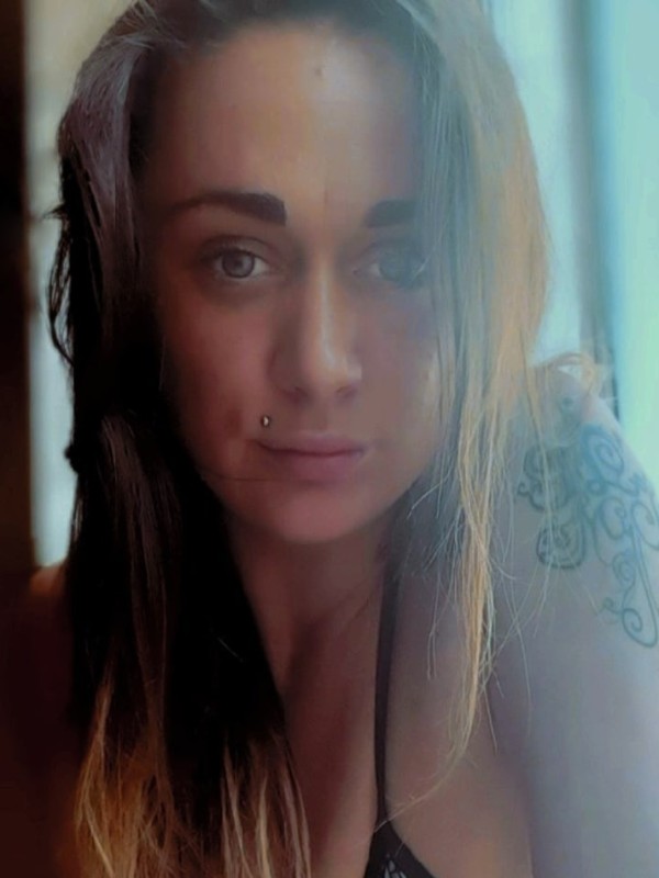 Светлана привлекательная девушка из Горок ленинских цена от 3000 руб