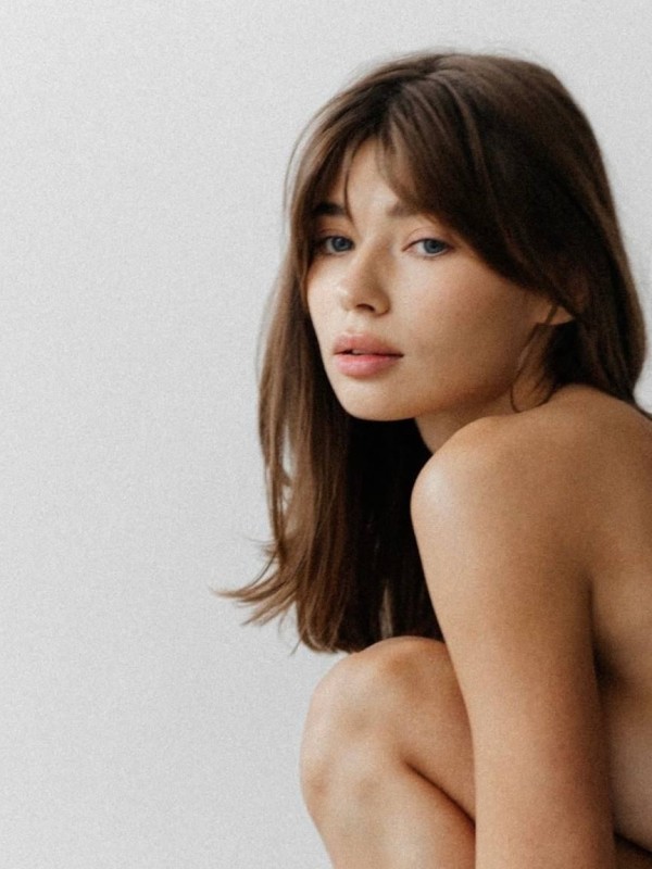 Анька привлекательная девушка из Горок ленинских цена от 5000 руб