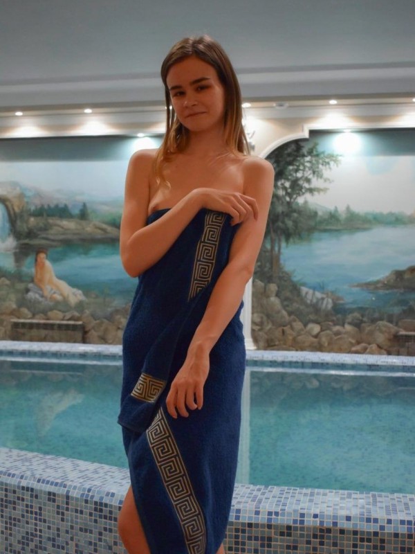 Лейла привлекательная девушка из Горок ленинских цена от 4500 руб